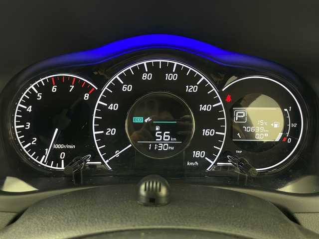 日産 ノート X DIG－S 秋田県 2018(平30)年 7.1万km オリーブグリーン 純正ナビ/　(CD/Bluetooth/フルセグテレビ)/横滑り防止装置/レーンキープアシスト/衝突被害軽減装置/前後コーナーセンサー/ＬＥＤライト/オートライト/純正フロアマット/スペアキー/ステアリングリモコン/プッシュスタート/スマートキー/電動格納ミラー