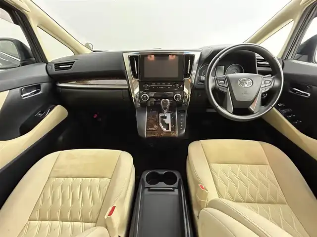 トヨタ ヴェルファイア X 道央・札幌 2020(令2)年 1万km ブラック ・４WD/・寒冷地仕様/・ディスプレイオーディオナビ/　BT/USB/Miracast/・バックカメラ/・前方ドライブレコーダー/・トヨタセーフティセンス/・プリクラッシュセーフティ/・レーダークルーズコントロール/・レーンキープアシスト/・クリアランスソナー/・PKSB/・オートハイビーム/・フロントデアイサー/・アイドリングストップ/・両側パワースライドドア/・LEDヘッドライト/・フォグライト/・オートライト/・プッシュスタート/・スマートキー/・純正フロアマット/・ドアバイザー