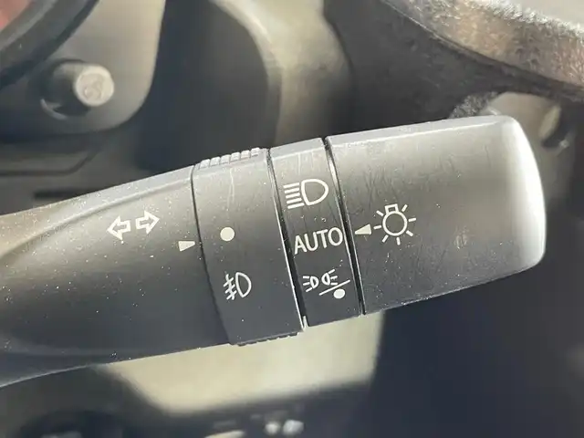 スズキ ジムニー XL 岩手県 2022(令4)年 2.5万km ブルーイッシュブラックパール3 ４WD/ターボ/背面タイヤ/スズキセーフティサポート/デュアルセンサーブレーキサポート/レーンアシスト/バックカメラ/シートヒーター/バックカメラ/ディスプレイオーディオ（Bluetooth iPod AndroidAuto AppleCarPlay USB）/横滑り防止装置/アイドリングストップ/ダウンヒルアシスト/ヘッドライトレベライザー/フォグランプ/ミラー型ドライブレコーダー/ETC2.0