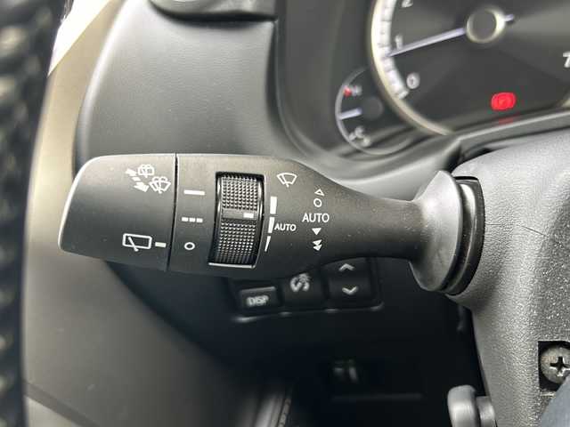 レクサス ＮＸ 300 Fスポーツ 静岡県 2019(令1)年 3.3万km ソニックチタニウム 純正ナビ/・AM/・FM/・CD/DVD/・サウンドライブラリ/・SD/・USB/・Bluetooth/・Miracast/・AUX/・フルセグTV/主要装備/・ETＣ２．０/・追従機能付クルコン/・ドライブレコーダー/・全方位カメラ/・運転席＋助手席パワーシート/・運転席+助手席シートヒーター＆ベンチレーション/・ヘッドアップディスプレイ/・パワーバックドア/・ハンドルヒーター/・ＢＳＭ/・オートハイビーム/・サイドカーテンエアバッグ/・電動チルト＆テレスコピックステアリング/・衝突被害軽減システム
