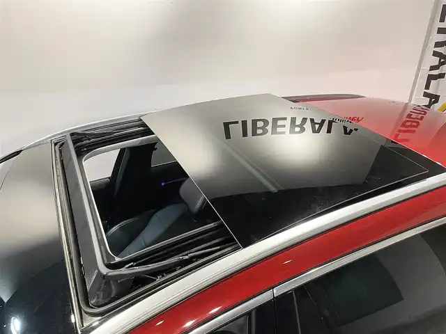 メルセデス・ベンツ Ｃ２２０ｄ 4マチック オールテレイン 道央・札幌 2022(令4)年 1.8万km ヒヤシンスレッド レザーエクスクルーシブパッケージ/・パノラミックスライディングルーフ/・本革シート/アバンギャルドラインエクステリア/アバンギャルドラインインテリア/レーダーセーフティパッケージ/・アクティブディスタンスアシストディストロニック/・アクティブステアリングアシスト/・アクティブレーンキーピングアシスト/・PRE-SAFEインパルスサイド/360°カメラシステム/アクティブパーキングアシスト/DIGITALライト(ウルトラハイビーム付)/アダプティブハイビームアシストプラス/トラフィックサインアシスト/本革巻ステアリング/アンビエントライトプレミアム/EASY-PACK自動開閉テールゲート/メモリー付パワーシート(D/N)/電動ランバーサポート(D/N)/シートヒーター(D/N)/ヘッドアップディスプレイ/ワイヤレスチャージング/TVチューナー/AppleCarPlay/AndroidAuto/純正ドライブレコーダー