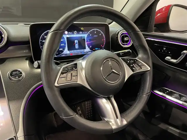 メルセデス・ベンツ Ｃ２２０ｄ 4マチック オールテレイン 道央・札幌 2022(令4)年 1.8万km ヒヤシンスレッド レザーエクスクルーシブパッケージ/・パノラミックスライディングルーフ/・本革シート/アバンギャルドラインエクステリア/アバンギャルドラインインテリア/レーダーセーフティパッケージ/・アクティブディスタンスアシストディストロニック/・アクティブステアリングアシスト/・アクティブレーンキーピングアシスト/・PRE-SAFEインパルスサイド/360°カメラシステム/アクティブパーキングアシスト/DIGITALライト(ウルトラハイビーム付)/アダプティブハイビームアシストプラス/トラフィックサインアシスト/本革巻ステアリング/アンビエントライトプレミアム/EASY-PACK自動開閉テールゲート/メモリー付パワーシート(D/N)/電動ランバーサポート(D/N)/シートヒーター(D/N)/ヘッドアップディスプレイ/ワイヤレスチャージング/TVチューナー/AppleCarPlay/AndroidAuto/純正ドライブレコーダー