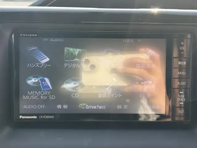 トヨタ エスクァイア Gi 島根県 2015(平27)年 10.3万km スパークリングブラックパールクリスタルシャイン 社外ナビ　/ワンセグＴＶ　/ＤＶＤ再生　/Ｂｌｕｅｔｏｏｔｈオーディオ　/バックカメラ　/ＥＴＣ　/両側パワースライドドア　/横滑り防止装置　/クルーズコントロール /前席シートヒーター /リアサーキュレーター /アイドリングストップ/純正LEDヘッドライト /純正フロアマット /ISOFIX
