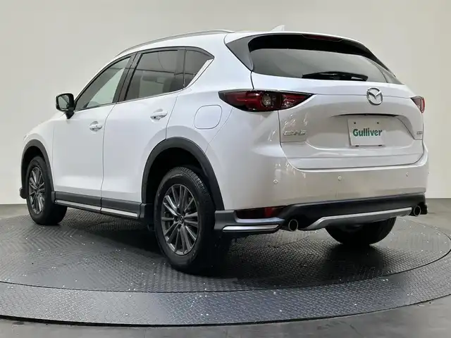 マツダ ＣＸ－５ 25S Lパッケージ 愛媛県 2018(平30)年 4.8万km スノーフレイクホワイトパールマイカ ・ナビ（フルセグＴＶ・ＢＴ・ＡＵＸ・ＦＭ・ＡＭ・ＵＳＢ・ＣＤ・ＤＶＤ）/・全方位カメラ　/・ＥＴＣ　/・前方ドラレコ　/・パワーバックドア　/・レーダークルーズコントロール　/・衝突軽減ブレーキ　/・レーンキープアシスト/・ステアリングヒーター/・DN席シートヒーター/・DN席パワーシート
