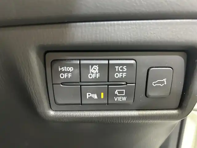 マツダ ＣＸ－５ 25S Lパッケージ 愛媛県 2018(平30)年 4.8万km スノーフレイクホワイトパールマイカ ・ナビ（フルセグＴＶ・ＢＴ・ＡＵＸ・ＦＭ・ＡＭ・ＵＳＢ・ＣＤ・ＤＶＤ）/・全方位カメラ　/・ＥＴＣ　/・前方ドラレコ　/・パワーバックドア　/・レーダークルーズコントロール　/・衝突軽減ブレーキ　/・レーンキープアシスト/・ステアリングヒーター/・DN席シートヒーター/・DN席パワーシート