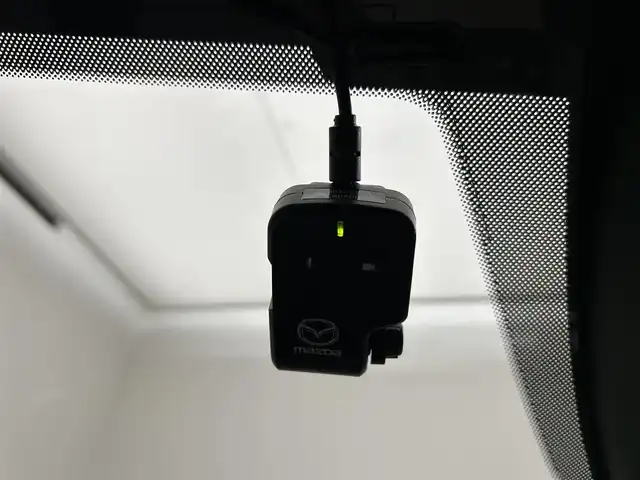 マツダ ＣＸ－５ 25S Lパッケージ 愛媛県 2018(平30)年 4.8万km スノーフレイクホワイトパールマイカ ・ナビ（フルセグＴＶ・ＢＴ・ＡＵＸ・ＦＭ・ＡＭ・ＵＳＢ・ＣＤ・ＤＶＤ）/・全方位カメラ　/・ＥＴＣ　/・前方ドラレコ　/・パワーバックドア　/・レーダークルーズコントロール　/・衝突軽減ブレーキ　/・レーンキープアシスト/・ステアリングヒーター/・DN席シートヒーター/・DN席パワーシート