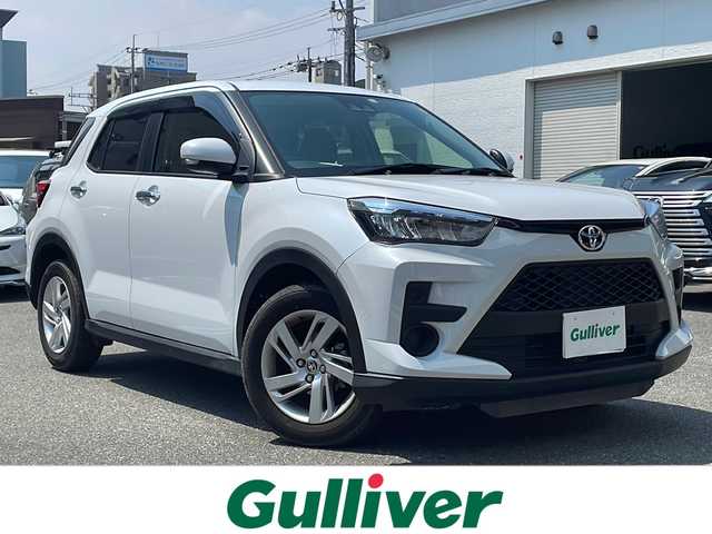 トヨタ ライズ G 福岡県 2023(令5)年 1.7万km シャイニングホワイトパール ワンオーナー/純正ナビ（Bluetooth・フルセグTV）/社外カメラ（バック）/USB入力端子/コーナーセンサー（前後）/エアバッグ（運転席・助手席・サイド）/MTモード付AT/純正フロアマット/布系シート/純正アルミホイール/アイドリングストップ/ABS/横滑り防止装置/衝突軽減システム/盗難防止装置/LEDオートライト/プッシュスタート/パワーウィンドウ/スペアキー/スマートキー/保証書/取扱説明書