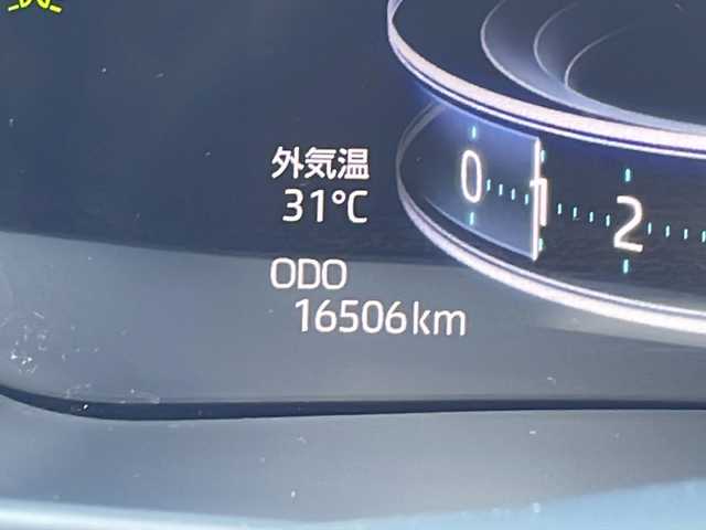トヨタ ライズ G 福岡県 2023(令5)年 1.7万km シャイニングホワイトパール ワンオーナー/純正ナビ（Bluetooth・フルセグTV）/社外カメラ（バック）/USB入力端子/コーナーセンサー（前後）/エアバッグ（運転席・助手席・サイド）/MTモード付AT/純正フロアマット/布系シート/純正アルミホイール/アイドリングストップ/ABS/横滑り防止装置/衝突軽減システム/盗難防止装置/LEDオートライト/プッシュスタート/パワーウィンドウ/スペアキー/スマートキー/保証書/取扱説明書