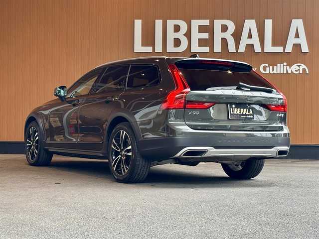 ボルボ Ｖ９０ クロスカントリー D4 AWD プロ 宮城県 2020(令2)年 5.3万km グレー 純正HDDナビ/全周囲カメラ/AppleCarPlay/AndroidAuto/茶革シート/シートヒーター/エアシート/パワーシート/アイドリングストップ/ACC/LKA/BLIS/コーナーセンサー/衝突軽減システム/電動パーキング/オートホールド/Bowers&Wilkinsサウンドシステム/パワーバックドア/サンルーフ/LEDヘッドライト/フロントフォグ/前後ドラレコ/スペアキー×１
