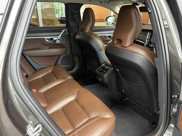 ボルボ Ｖ９０ クロスカントリー D4 AWD プロ 宮城県 2020(令2)年 5.3万km グレー 純正HDDナビ/全周囲カメラ/AppleCarPlay/AndroidAuto/茶革シート/シートヒーター/エアシート/パワーシート/アイドリングストップ/ACC/LKA/BLIS/コーナーセンサー/衝突軽減システム/電動パーキング/オートホールド/Bowers&Wilkinsサウンドシステム/パワーバックドア/サンルーフ/LEDヘッドライト/フロントフォグ/前後ドラレコ/スペアキー×１