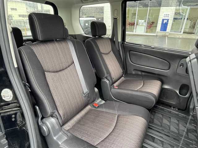 日産 セレナ ハイウェイS S HV Aセーフ 山梨県 2015(平27)年 8.3万km ダイヤモンドブラック じしゃロン甲府店　お客様成約済み車両です。他店落札不可となります。/〇アドバンスドセーフティパッケージ/・アラウンドビューモニター/・エマージェンシーブレーキ/・踏み間違い衝突防止アシスト/・車線逸脱警報/・ふらつき警報/〇社外ナビ(DTV/DVD・CD/SDUSB/BT)/〇社外フリップダウンモニター/〇左後パワースライドドア/〇ETC/〇スマートキー