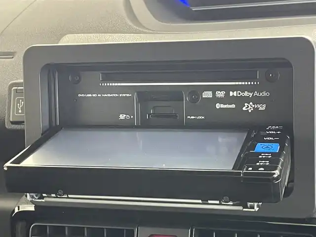 ダイハツ タント カスタム RS 愛知県 2023(令5)年 1.8万km シャイニングホワイトパール 純正ナビ　フルセグＴＶ　Ｂｌｕｅｔｏｏｔｈ　ＤＶＤ再生　バックカメラ　スマートアシスト３　衝突軽減　誤発進抑制　オートハイビーム　両側電動スライドドア　黒ハーフレザー　純正ドラレコ　ＥＴＣ２．０　禁煙