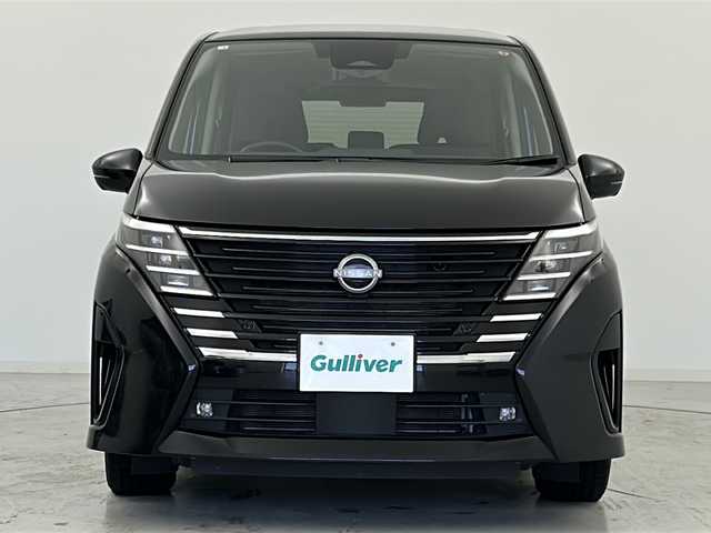 日産 セレナ ハイウェイスター V 宮城県 2023(令5)年 5.4万km ダイヤモンドブラック 禁煙車/プロパイロット/アラウンドビューモニター/エマージェンシーブレーキ/車線逸脱警報/ブラインドスポットモニター/前後コーナーセンサー/純正12.3型ディスプレイオーディオナビ/・USB.BT.スマホ連携/フルセグTV/両側パワースライドドア/ハーフレザーシート/LEDヘッドライト/フォグランプ/ビルトインETC2.0/アイドリングストップ/横滑り防止装置/パドルシフト/ステアリングスイッチ/電動パーキングブレーキ/オートホールド/置くだけ充電/純正16インチアルミホイール/純正フロアマット/ロールサンシェード/シートバックテーブル/シート背面USBソケット