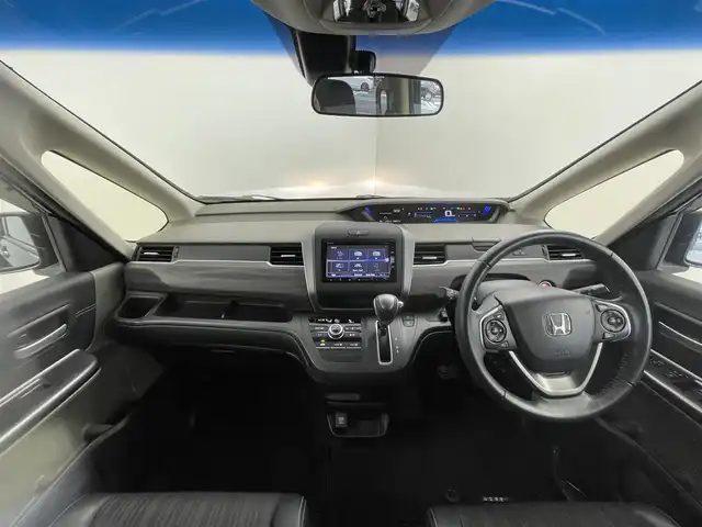 ホンダ フリード G ホンダセンシング 群馬県 2019(平31)年 6.1万km プレミアムスパークルブラックパール 純正ナビ/フルセグTV/CD/DVD再生/Bluetooth接続/バックモニター/純正11.6型フリップダウンモニター/ホンダセンシング/衝突被害軽減ブレーキ/車線逸脱警報機能/レーダークルーズコントロール/両側電動スライドドア/ステアリングスイッチ/スマートキー/プッシュスタート/フルオートエアコン/横滑り防止装置/アイドリングストップ/ETC/オートライト