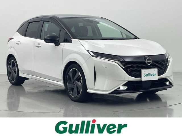 日産 オーラ G 熊本県 2023(令5)年 4万km ピュアホワイトパール / スーパーブラック 2トーン ワンオーナー　/BOSEサウンド/純正ナビ（ＡｐｐｌＣａｒＰｌａｙ・フルセグ・ＢＴ）/全周囲カメラ　/純正前方ドライブレコーダー（DH１５S）　/ビルトインＥＴＣ２．０/プロパイロット/ブラインドスポットモニター/インテリジェントエマージェンシーブレーキ/車線逸脱防止支援システム/後側方衝突防止支援アシスト/標識認識機能/前後クリアランスソナー　/レーダークルーズコントロール　/置くだけ充電/デジタルインナーミラー/ハーフレザーシート/純正フロアマット/純正17インチAW/オートライト/LEDヘッドライト/フォグランプ/スマートキー/プッシュスタート