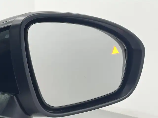 日産 オーラ G 熊本県 2023(令5)年 4万km ピュアホワイトパール / スーパーブラック 2トーン ワンオーナー　/BOSEサウンド/純正ナビ（ＡｐｐｌＣａｒＰｌａｙ・フルセグ・ＢＴ）/全周囲カメラ　/純正前方ドライブレコーダー（DH１５S）　/ビルトインＥＴＣ２．０/プロパイロット/ブラインドスポットモニター/インテリジェントエマージェンシーブレーキ/車線逸脱防止支援システム/後側方衝突防止支援アシスト/標識認識機能/前後クリアランスソナー　/レーダークルーズコントロール　/置くだけ充電/デジタルインナーミラー/ハーフレザーシート/純正フロアマット/純正17インチAW/オートライト/LEDヘッドライト/フォグランプ/スマートキー/プッシュスタート