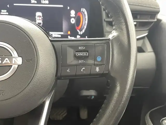 日産 オーラ G 熊本県 2023(令5)年 4万km ピュアホワイトパール / スーパーブラック 2トーン ワンオーナー　/BOSEサウンド/純正ナビ（ＡｐｐｌＣａｒＰｌａｙ・フルセグ・ＢＴ）/全周囲カメラ　/純正前方ドライブレコーダー（DH１５S）　/ビルトインＥＴＣ２．０/プロパイロット/ブラインドスポットモニター/インテリジェントエマージェンシーブレーキ/車線逸脱防止支援システム/後側方衝突防止支援アシスト/標識認識機能/前後クリアランスソナー　/レーダークルーズコントロール　/置くだけ充電/デジタルインナーミラー/ハーフレザーシート/純正フロアマット/純正17インチAW/オートライト/LEDヘッドライト/フォグランプ/スマートキー/プッシュスタート