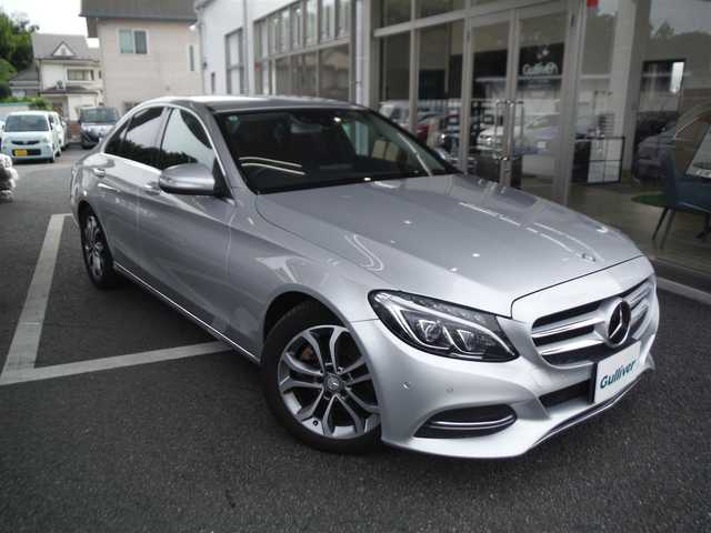 メルセデス・ベンツ Ｃ２００ アバンギャルド 東京都 2015(平27)年 3.9万km シルバー 保証書・取説あり/純正HDDナビ・TV/　DVD・BLUETOOTH/　バックカメラ・ビルトイン2.0ETC/　ドライブレコーダー/レーダーセーフティパッケージ/　レーダークルーズ/　ブラインドスポット/　レーンキープアシスト/　パーキングセンサー/ハーフレザーシート/　前席パワーシート/　シートヒーター/LEDヘッドライト/キーレス ゴー/　スマートキー×2個