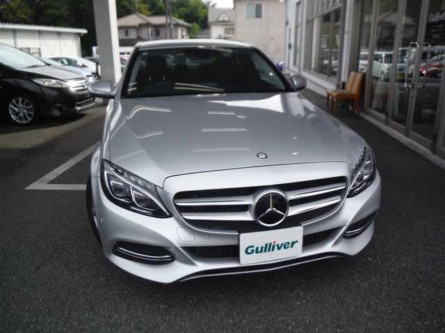 メルセデス・ベンツ Ｃ２００ アバンギャルド 東京都 2015(平27)年 3.9万km シルバー 保証書・取説あり/純正HDDナビ・TV/　DVD・BLUETOOTH/　バックカメラ・ビルトイン2.0ETC/　ドライブレコーダー/レーダーセーフティパッケージ/　レーダークルーズ/　ブラインドスポット/　レーンキープアシスト/　パーキングセンサー/ハーフレザーシート/　前席パワーシート/　シートヒーター/LEDヘッドライト/キーレス ゴー/　スマートキー×2個