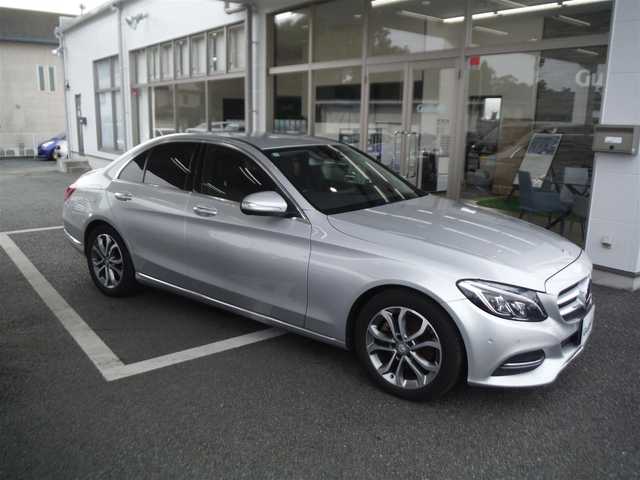 メルセデス・ベンツ Ｃ２００ アバンギャルド 東京都 2015(平27)年 3.9万km シルバー 保証書・取説あり/純正HDDナビ・TV/　DVD・BLUETOOTH/　バックカメラ・ビルトイン2.0ETC/　ドライブレコーダー/レーダーセーフティパッケージ/　レーダークルーズ/　ブラインドスポット/　レーンキープアシスト/　パーキングセンサー/ハーフレザーシート/　前席パワーシート/　シートヒーター/LEDヘッドライト/キーレス ゴー/　スマートキー×2個