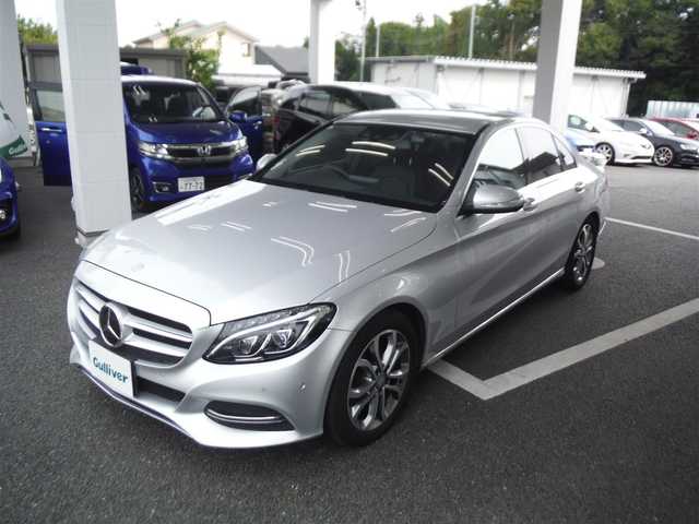 メルセデス・ベンツ Ｃ２００ アバンギャルド 東京都 2015(平27)年 3.9万km シルバー 保証書・取説あり/純正HDDナビ・TV/　DVD・BLUETOOTH/　バックカメラ・ビルトイン2.0ETC/　ドライブレコーダー/レーダーセーフティパッケージ/　レーダークルーズ/　ブラインドスポット/　レーンキープアシスト/　パーキングセンサー/ハーフレザーシート/　前席パワーシート/　シートヒーター/LEDヘッドライト/キーレス ゴー/　スマートキー×2個