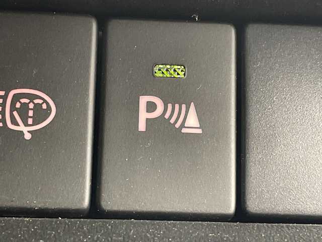 スズキ ジムニー XC 群馬県 2025(令7)年 0.2万km ジャングルグリーン ４ＷＤターボ　１０型ナビ　Ｂｌｕｅｔｏｏｔｈ／フルセグＴＶ　バックカメラ　ドラレコ　衝突被害軽減システム　シートヒーター　クルーズコントロール　ダウンヒルアシスト　ステアリングスイッチ　禁煙車