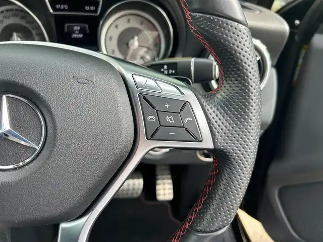 メルセデス・ベンツ ＧＬＡ１８０ スポーツ 石川県 2014(平26)年 3万km 黒