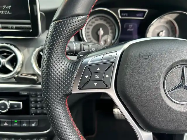 メルセデス・ベンツ ＧＬＡ１８０ スポーツ 石川県 2014(平26)年 3万km 黒