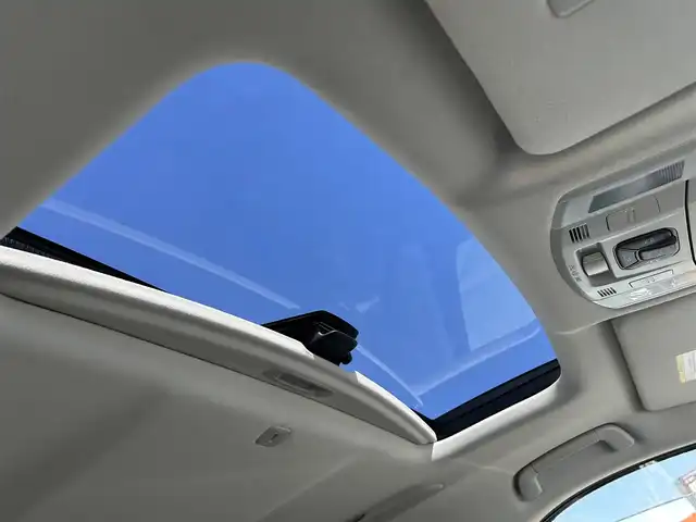 トヨタ ヴェルファイア 2．4Z ゴールデンアイズⅡ 富山県 2014(平26)年 8.7万km ホワイトパールクリスタルシャイン 純正ナビ/Bluetooth/CD/DVD/ツインムーンルーフ/両側パワースライドドア/パワーバックドア/バックカメラ/クルーズコントロール/HIDヘッドライト/コーナーセンサー/ドライブレコーダー/スマートキー/ETC/純正フロアマット/ハーフレザーシート