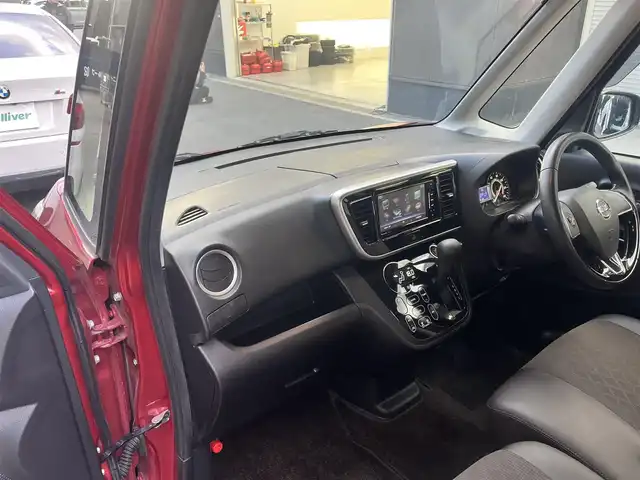 日産 デイズ ルークス HWS X Vセレクション 滋賀県 2018(平30)年 6.9万km スパークリングレッドM 純正7インチナビ/【Bluetooth/CD/DVD/フルセグTV】/両側パワースライドドア/全方位カメラ/クリアランスソナー/レーンキープアシスト/衝突軽減ブレーキ/ETC/プッシュスタート/スマートキー