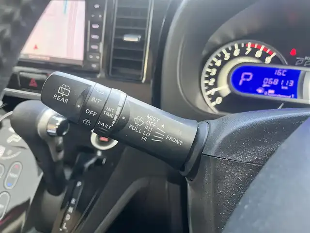 日産 デイズ ルークス HWS X Vセレクション 滋賀県 2018(平30)年 6.9万km スパークリングレッドM 純正7インチナビ/【Bluetooth/CD/DVD/フルセグTV】/両側パワースライドドア/全方位カメラ/クリアランスソナー/レーンキープアシスト/衝突軽減ブレーキ/ETC/プッシュスタート/スマートキー