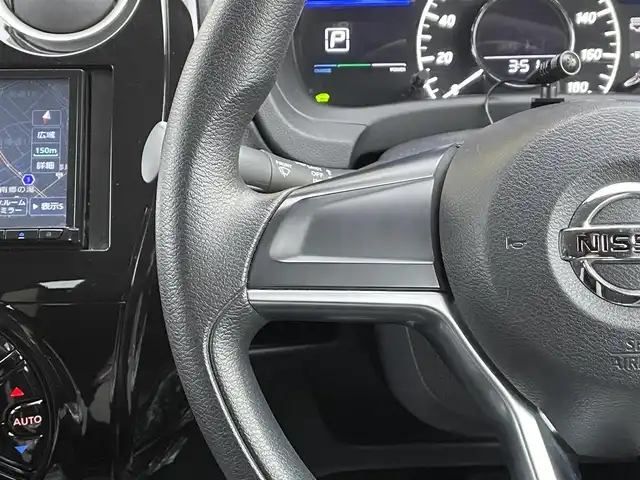 日産 ノート e－パワー X FOUR 道央・札幌 2020(令2)年 8.4万km ブリリアントホワイトパール ・４WD/・衝突軽減ブレーキ/・社外ナビ/　CD＆BT＆USB＆AUX/・バックカメラ/・レーンキープアシスト/・コーナーセンサー/・オートエアコン/・オートライト/・電動格納ミラー/・鉄ホイール＆冬タイヤ積込/・前方ドライブレコーダー/・プッシュスタート/・スマートキー/・社外フロアマット/・ドアバイザー/・ウィンカーミラー