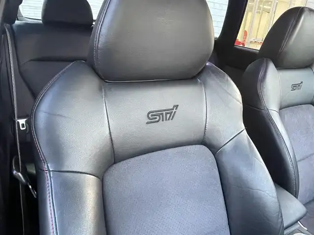 スバル レガシィ ツーリングワゴン tuned by STI 群馬県 2007(平19)年 7.3万km WRブルー ７型ＳＤナビ　/フルセグ　/ＢＲＥＭＢＯ黒キャリパー　/ＳＴＩマフラー　/ＳＴＩ純正１６ＡＷ　/ＳＴＩハーフレザーシート　/バックカメラ　/ドラレコ　/パドルシフト　/前席パワーシート　/純正フロアマット　/スマートキー/Bluetooth/本革ステアリング/RAYSホイールナット/フォグランプ/シートセットポジションメモリー/ETC/ベンチシート/パワーステアリング