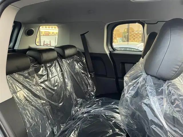 トヨタ ＦＪクルーザー カラーパッケージ 長崎県 2016(平28)年 6.2万km セメントグレーM/ホワイト クルーズコントロール/ルーフキャリア/社外メモリナビ/(フルセグ・DVD・CD・SD・BT)/バックカメラ/ETC/コーナーセンサー/横滑り防止/ライトレベライザー/整備記録簿/（H27/28/29/30/R2/R3/R5/R7有）/社外16インチアルミ