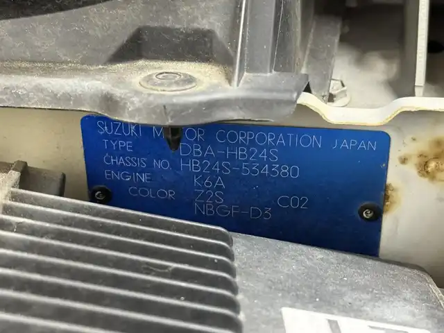 マツダ キャロル GⅡ 三重県 2007(平19)年 5.9万km シルキーシルバーメタリック ガソリン/FF/5F/CDチューナー/安全/・ABS/・運転席・助手席エアバッグ/・プリテンショナー付3点シートベルト/装備/・マニュアルエアコン/・電動格納ドアミラー/・キーレスエントリー/・リモコンキーx1/・パワーステアリング/・全ドアパワーウインドウ/・純正ホイールキャップ＋13インチスチールホイール/・純正フロアマット/・ドアバイザー/など