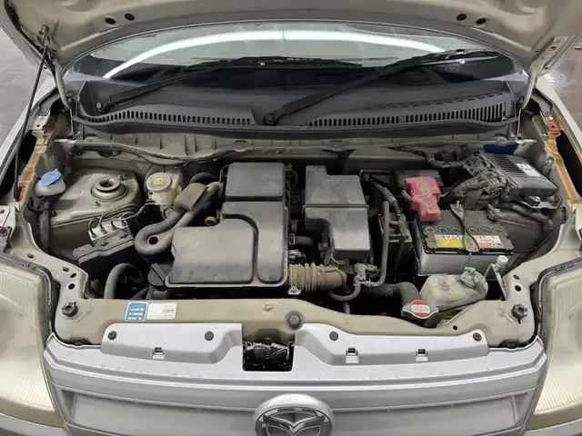 マツダ キャロル GⅡ 三重県 2007(平19)年 5.9万km シルキーシルバーメタリック ガソリン/FF/5F/CDチューナー/安全/・ABS/・運転席・助手席エアバッグ/・プリテンショナー付3点シートベルト/装備/・マニュアルエアコン/・電動格納ドアミラー/・キーレスエントリー/・リモコンキーx1/・パワーステアリング/・全ドアパワーウインドウ/・純正ホイールキャップ＋13インチスチールホイール/・純正フロアマット/・ドアバイザー/など