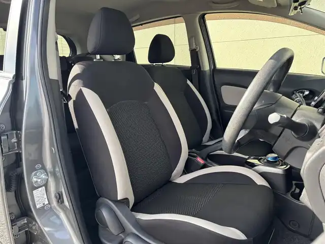 日産 ノート e－パワー X 茨城県 2016(平28)年 7.6万km ダークメタルグレー 純正ナビ/アラウンドビューモニター/デジタルインナーミラー/前後ドライブレコーダー/ワンセグ/ETC/プッシュスタート/純正フロアマット/レーンキープアシスト/LEDヘッドライト/オートライト/PCS