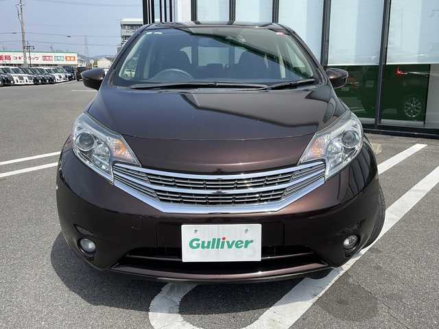 日産 ノート X 岐阜県 2014(平26)年 3.7万km インペリアルアンバーP 純正ナビ/バックカメラ　/ドライブレコーダー　/衝突軽減システム　/横滑り防止装置　/レーンキープアシスト　/アイドリングストップ　/プッシュスタート　/スマートキー　/フロアマット　/ドアバイザー　/電動格納ミラー