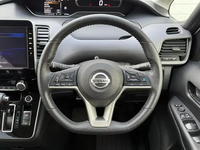 日産 セレナ ハイウェイスター V 福岡県 2020(令2)年 2.5万km ブリリアントホワイトパール 純正10型SDナビ(フルセグTV/CD/DVD/BT)アラウンドビューモニタープロパイロットエマージェンシーブレーキコーナーセンサーBSM両側パワスラドラレコETCUSBポート純正LEDヘッドライト純正16インチアルミホイール純正フロアマットスマートキープッシュスタート