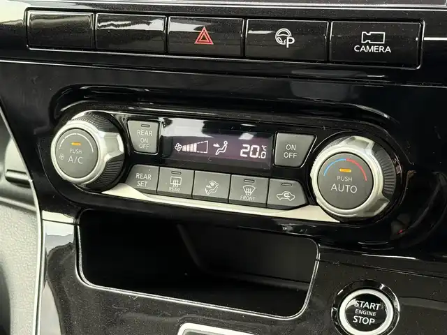 日産 セレナ ハイウェイスター V 福岡県 2020(令2)年 2.5万km ブリリアントホワイトパール 純正10型SDナビ(フルセグTV/CD/DVD/BT)アラウンドビューモニタープロパイロットエマージェンシーブレーキコーナーセンサーBSM両側パワスラドラレコETCUSBポート純正LEDヘッドライト純正16インチアルミホイール純正フロアマットスマートキープッシュスタート