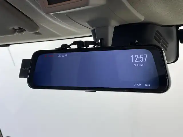 スズキ ジムニー XC 群馬県 2019(令1)年 5.4万km シフォンアイボリーメタリックブラック2トーンルーフ 社外７インチナビ　衝突軽減ブレーキ　バックカメラ　シートヒーター　オートマチックハイビーム　レーンディパーチャーアラート　社外マフラー　ミラー型ドライブレコーダー　ＬＥＤヘッドライト　ＥＴＣ　禁煙車