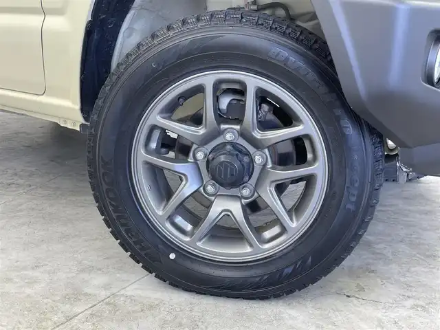 スズキ ジムニー XC 群馬県 2019(令1)年 5.4万km シフォンアイボリーメタリックブラック2トーンルーフ 社外７インチナビ　衝突軽減ブレーキ　バックカメラ　シートヒーター　オートマチックハイビーム　レーンディパーチャーアラート　社外マフラー　ミラー型ドライブレコーダー　ＬＥＤヘッドライト　ＥＴＣ　禁煙車