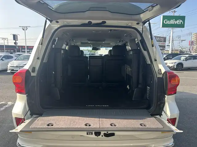 トヨタ ランドクルーザー ZX 徳島県 2014(平26)年 6.4万km ホワイトパールクリスタルシャイン 純正メーカーオプションナビ/　（BT/TV/FM/AM）/モデリスタエアロ/サンルーフ/レーダークルーズコントロール/後席モニター/パワーシート/シートヒーター/エアシート/メモリーシート/ステアリングヒーター/センターデフロック/ダウンヒルアシストコントロール/衝突被害軽減システム/前後コーナーセンサー/ビルトインETC/純正20インチアルミホイール/純正フロアマット