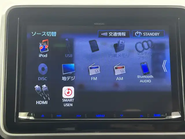 スズキ スペーシア カスタム HYBRID XS 埼玉県 2022(令4)年 1.7万km ピュアホワイトP ＫＥＮＷＯＯＤ８インチナビ　３６０°カメラ　ＣＤ　ＤＶＤ　フルセグ　Ｂｌｕｅｔｏｏｔｈ　ビルトインＥＴＣ２．０　オートクルーズコントロール　ナビ連動前後ドライブレコーダー　リアソナー　スズキセーフティ ヘッドアップディスプレイ