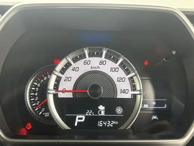 スズキ スペーシア カスタム HYBRID XS 埼玉県 2022(令4)年 1.7万km ピュアホワイトP ＫＥＮＷＯＯＤ８インチナビ　３６０°カメラ　ＣＤ　ＤＶＤ　フルセグ　Ｂｌｕｅｔｏｏｔｈ　ビルトインＥＴＣ２．０　オートクルーズコントロール　ナビ連動前後ドライブレコーダー　リアソナー　スズキセーフティ ヘッドアップディスプレイ