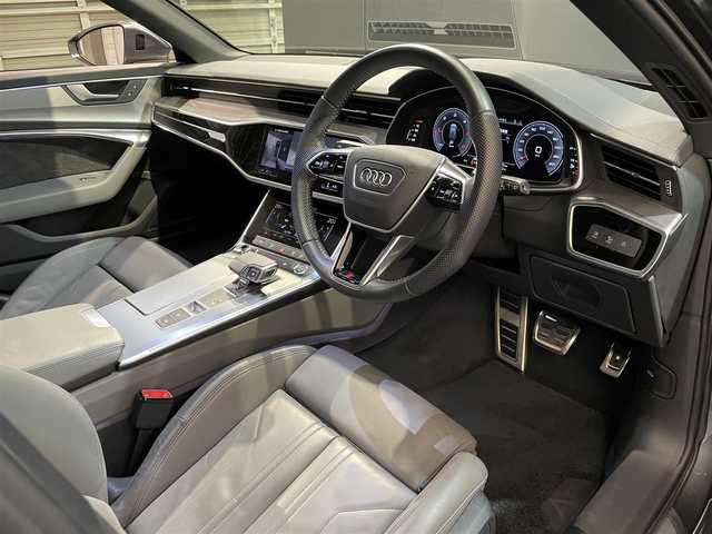アウディ アウディ Ａ６ アバント 40TDIクワトロスポーツ 道央・札幌 2020(令2)年 6.9万km デイトナグレーパールエフェクト Slineパッケージ/・Slineエクステリア/・HDマトリクスLEDヘッドライト/・バルコナレザーSlineロゴ/・マルチカラーアンビエントライティング/・5アームダイナミックデザインAW/アシスタンスパッケージ/・フロントクロストラフィックアシスト/・サラウンドビューカメラ/・カーブストーンアシスト/リヤコンフォートパッケージ/・4ゾーンデラックスオートマチックエアコンディショナー/・エアクオリティパッケージ/Bang&Olufsen3Dサウンド/レザーパッケージ/電動調整機能付フロントシート/ランバーサポート4ウェイ/シートヒーター(全席)/MMIナビゲーション/バーチャルコックピットプラス/TVチューナー/オートマチックテールゲート/純正ドライブレコーダー/アウディドライブセレクト/アダプティブドライブアシスト/アウディアクティブレーンアシスト/アウディプレセンスシティ/アウディプレセンスリヤ/アウディサイドアシスト/アウディパーキングシステム