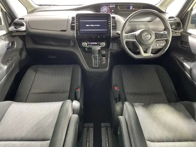日産 セレナ ハイウェイスター V 神奈川県 2020(令2)年 3.3万km ブリリアントホワイトパール 純正10型SDナビゲーション/AM FM フルセグ Bluetooth CD DVD/アラウンドビューモニター/両側パワースライドドア/社外フリップダウンモニター/プロパイロット/全方位運転支援システム/インテリジェントパーキングアシスト/ふらつき警報/アイドリングストップ/電動パーキングブレーキ/オートブレーキホールド/前後ドライブレコーダー/ETC/革巻きステアリング/ステアリングリモコン/LEDヘッドライト/オートライト/オートマチックハイビーム/フォグランプ/プッシュスタート/インテリジェントキー/スペアキー