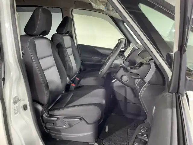 日産 セレナ ハイウェイスター V 神奈川県 2020(令2)年 3.3万km ブリリアントホワイトパール 純正10型SDナビゲーション/AM FM フルセグ Bluetooth CD DVD/アラウンドビューモニター/両側パワースライドドア/社外フリップダウンモニター/プロパイロット/全方位運転支援システム/インテリジェントパーキングアシスト/ふらつき警報/アイドリングストップ/電動パーキングブレーキ/オートブレーキホールド/前後ドライブレコーダー/ETC/革巻きステアリング/ステアリングリモコン/LEDヘッドライト/オートライト/オートマチックハイビーム/フォグランプ/プッシュスタート/インテリジェントキー/スペアキー