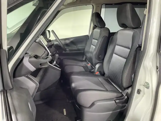 日産 セレナ ハイウェイスター V 神奈川県 2020(令2)年 3.3万km ブリリアントホワイトパール 純正10型SDナビゲーション/AM FM フルセグ Bluetooth CD DVD/アラウンドビューモニター/両側パワースライドドア/社外フリップダウンモニター/プロパイロット/全方位運転支援システム/インテリジェントパーキングアシスト/ふらつき警報/アイドリングストップ/電動パーキングブレーキ/オートブレーキホールド/前後ドライブレコーダー/ETC/革巻きステアリング/ステアリングリモコン/LEDヘッドライト/オートライト/オートマチックハイビーム/フォグランプ/プッシュスタート/インテリジェントキー/スペアキー