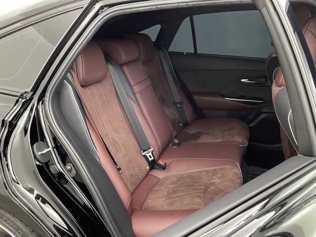 トヨタ クラウン RS アドバンス 兵庫県 2019(平31)年 4.3万km ブラック ・純正ナビ&CD&TV&BT&USB&SD&Miracast/・アラウンドビューモニター/・ビルトインETC2.0/・3眼LEDライト/・RS-Rダウンサス/・SSR21インチアルミホイール/・LEDシーケンシャルターンランプ/・ガナドールマフラー/・トヨタセーフティセンス/・プリクラッシュセーフティ/・ブラインドスポットモニター/・レーンディパーチャーアラート/・クリアランスソナー/・オートハイビーム/・オートライト/・レーダークルーズコントロール/・デジタルインナーミラー/・合皮スエードコンビシート/・前席シートヒーター/・ステアリングヒーター/・ドアミラーヒーター/・nanoe/・スマートキー/・ヘッドアップディスプレイ/・アイドリングストップ/・パーキングアシスト/・LEDフォグ